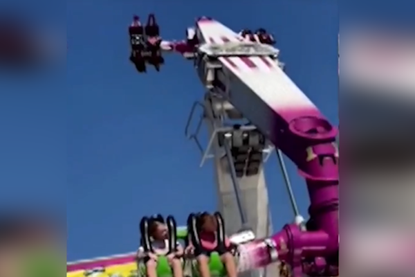 Arkansas State Fair ride malfunctions, leaving riders stranded