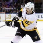 Bold 2024-25 NHL Predictions: Penguins trade Sidney Crosby, Filip Forsberg leads league in goals