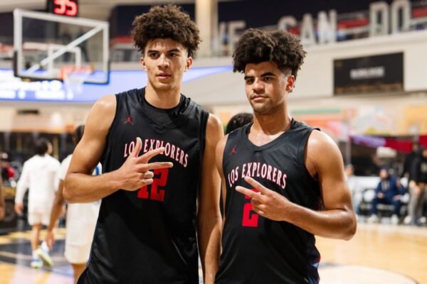 Five-star basketball standout brothers Cameron and Kayden Boozer have committed to Duke