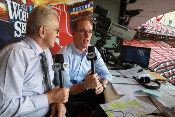 Joe Buck talks about the best 2004 Red Sox playoff calls