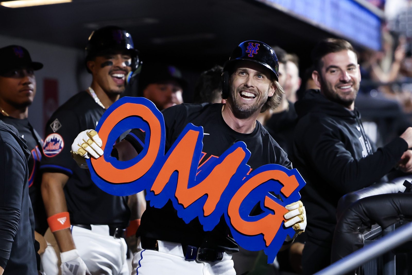 Oh, my God! Was this artist's gift the key to the New York Mets' remarkable comeback?