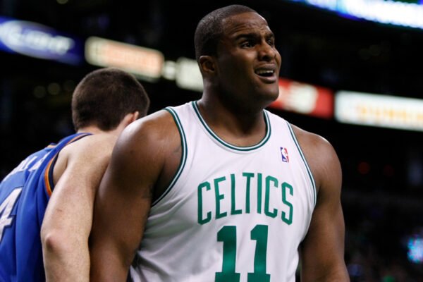 The former Celtics forward issues a farewell message before arriving at prison