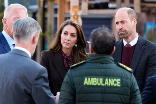 What does Kate's surprise visit say about her recovery?