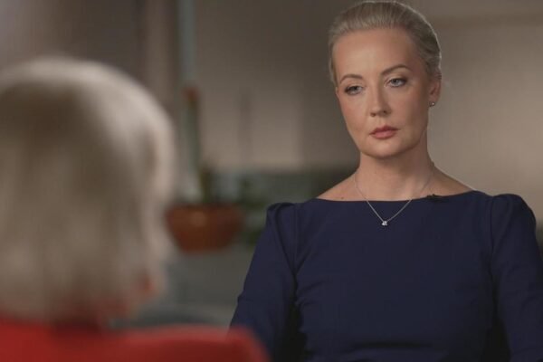 Yulia Navalnaya talks about the reason for Alexei Navalny's return to Russia before his death | 60 minutes