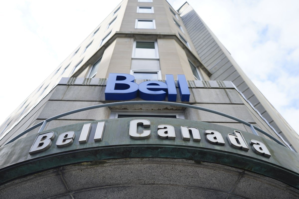 Bell's ambitions in the United States began with a failed attempt to buy Frontier Communications