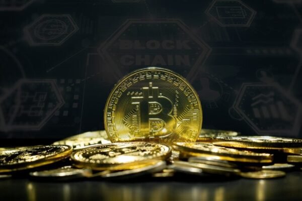 Bitcoin will peak between $100k and $150k, Solana will reach $600 in this cycle, for example, hedge funds, venture capital funds - Grayscale Bitcoin Mini Trust (BTC) common units with fractional undivided beneficial interest (ARCA). :BTC)