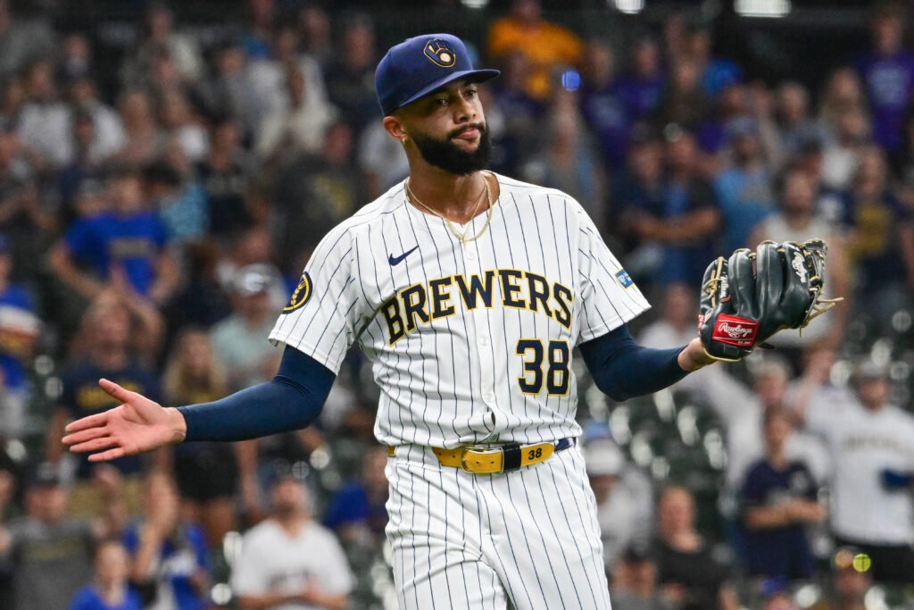 Brewers decline club option on Devin Williams, retain control via arbitration