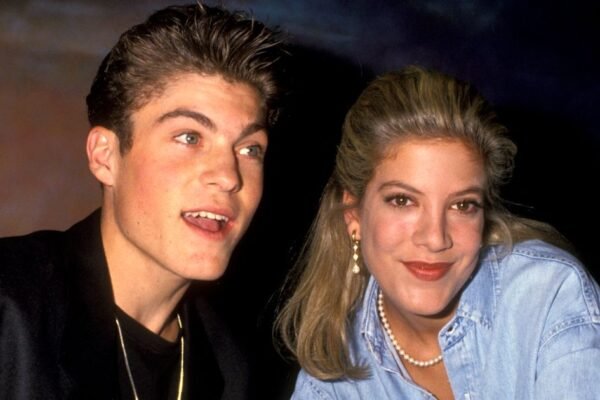 Brian Austin Green gives off F-Boy vibes while Tori Spelling reminisces about the first time they had sex