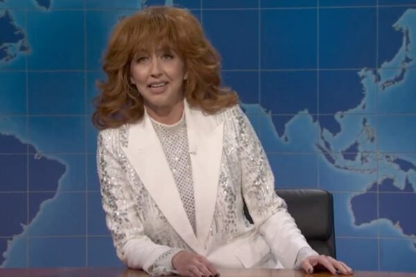 Election joke, Heidi Gardner parodies Reba McEntire