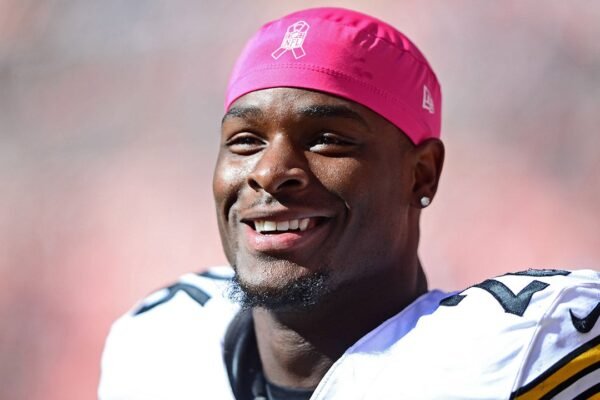 Former NFL star Le'Veon Bell is gloating over Trump's victory after dealing with harsh criticism for his support