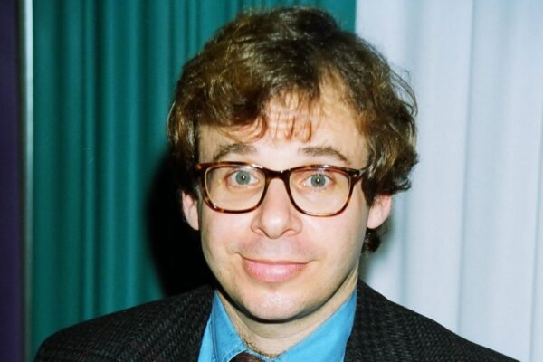 Ghostbusters star Rick Moranis makes an unidentified appearance in a rare appearance